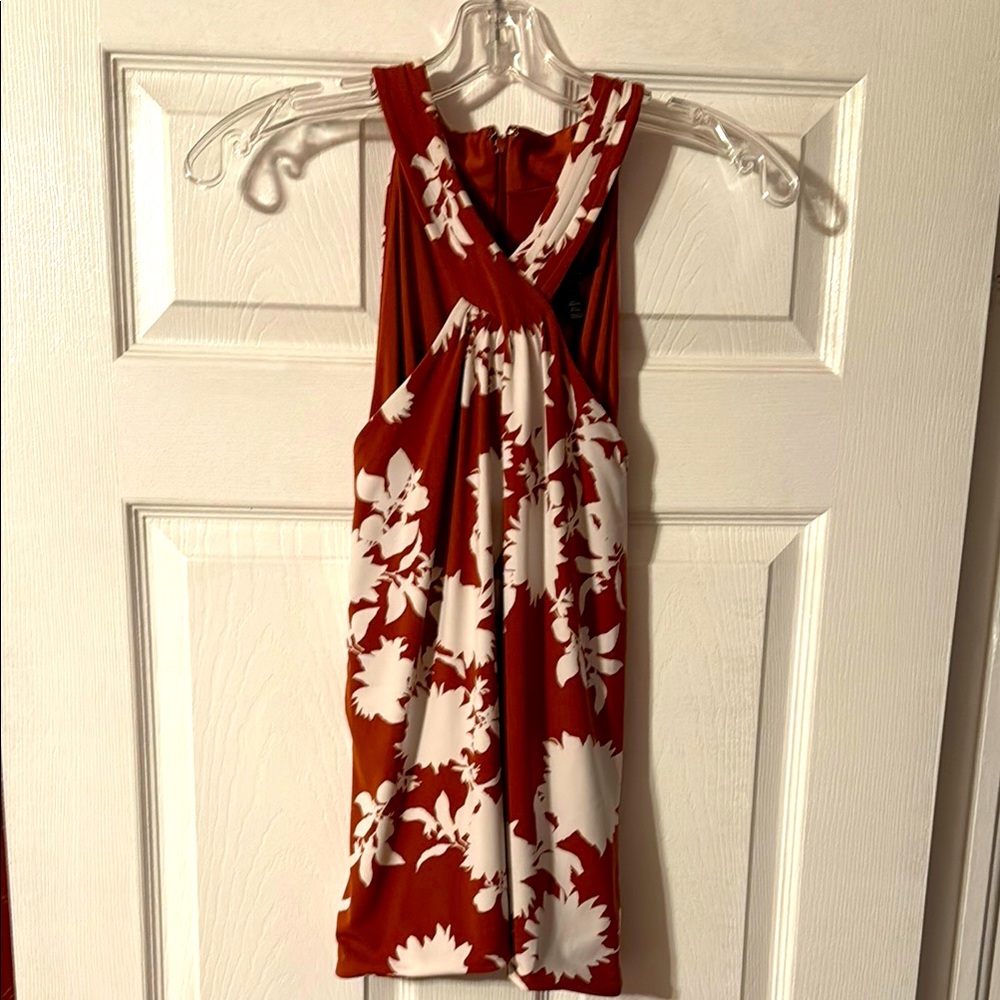 White House Black Market Red Rust and White Floral Top
